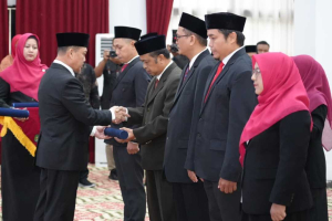 Wajah Baru Baznas Kalbar: Gubernur Ria Norsan Lantik 5 Pimpinan Muda, Siap Tiru Kesuksesan Kuching