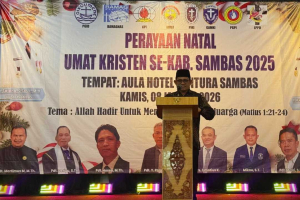 Wujudkan Semangat Bhinneka Tunggal Ika, Pemkab Sambas Hadir di Tengah Perayaan Natal Kabupaten