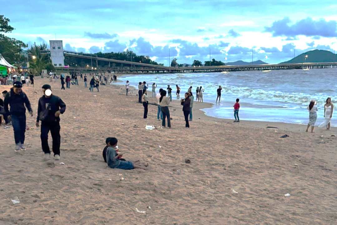 Viral Parkir Mahal di Pantai Gratis, Pemkot Singkawang Bakal Panggil Pengelola Lahan Nakal