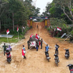 Simbol Cinta NKRI dari Perbatasan: Meriahnya Pembentukan Kampung Merah Putih di Temajuk Sambas